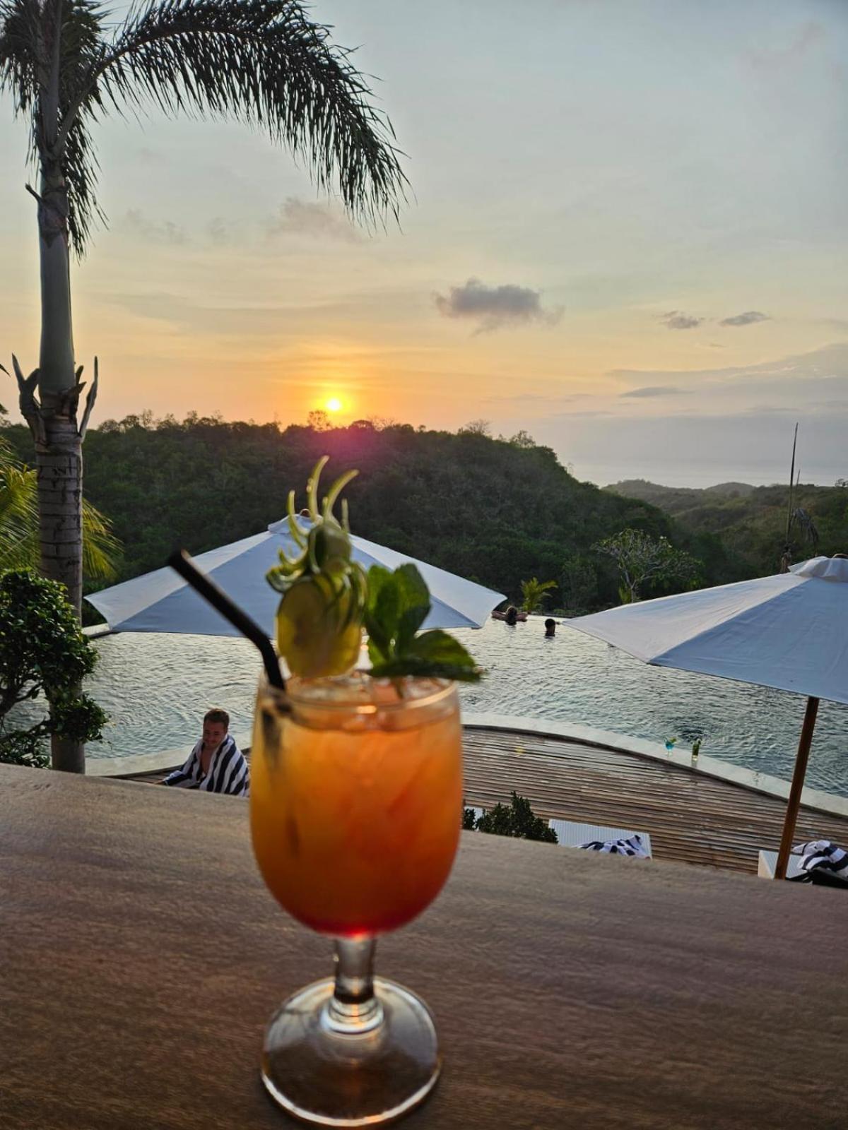 Kelingking Parama Resort Batumadeg Eksteriør billede