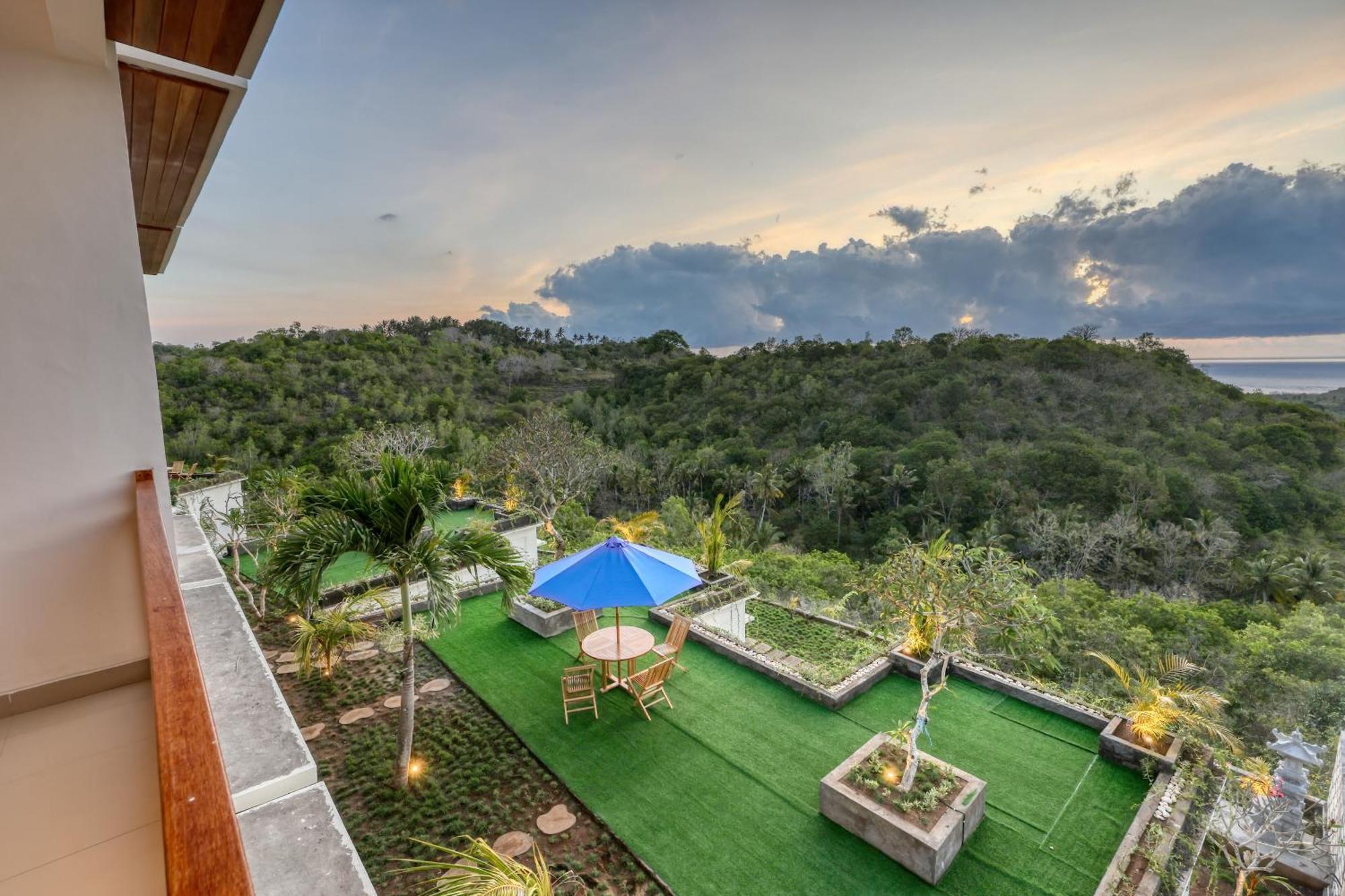 Kelingking Parama Resort Batumadeg Eksteriør billede